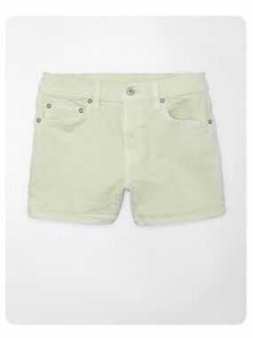 NWT AE Stretch Super High-Waisted
Relaxed Short